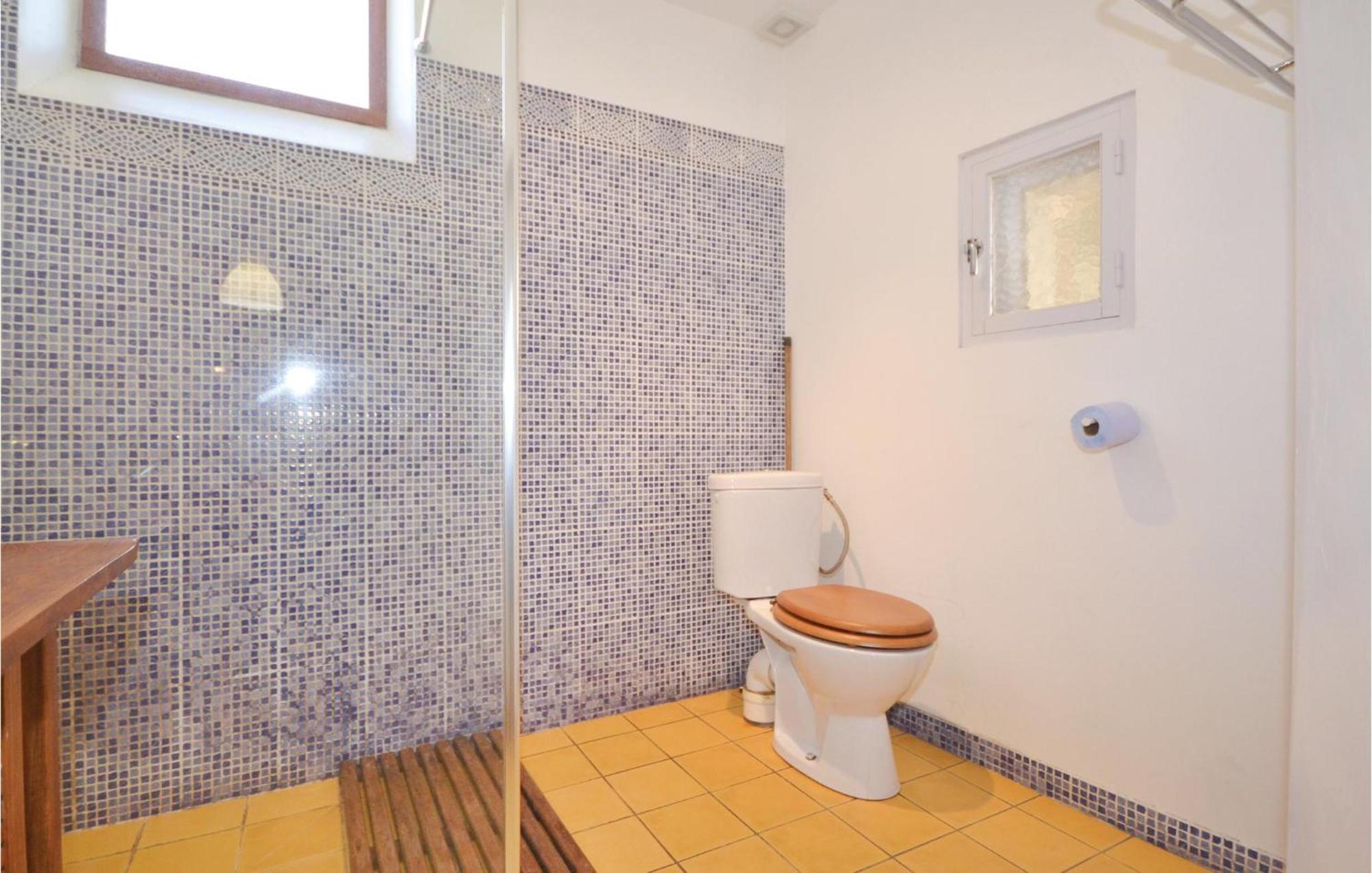 2 Bedroom Nice Apartment In Les Salles-Du-Gardon Soustelle Exterior photo